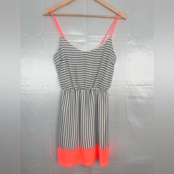 CHARLOTTE Russe strap lined Striped Dress Size Medium Made in USA - Picture 1 of 8